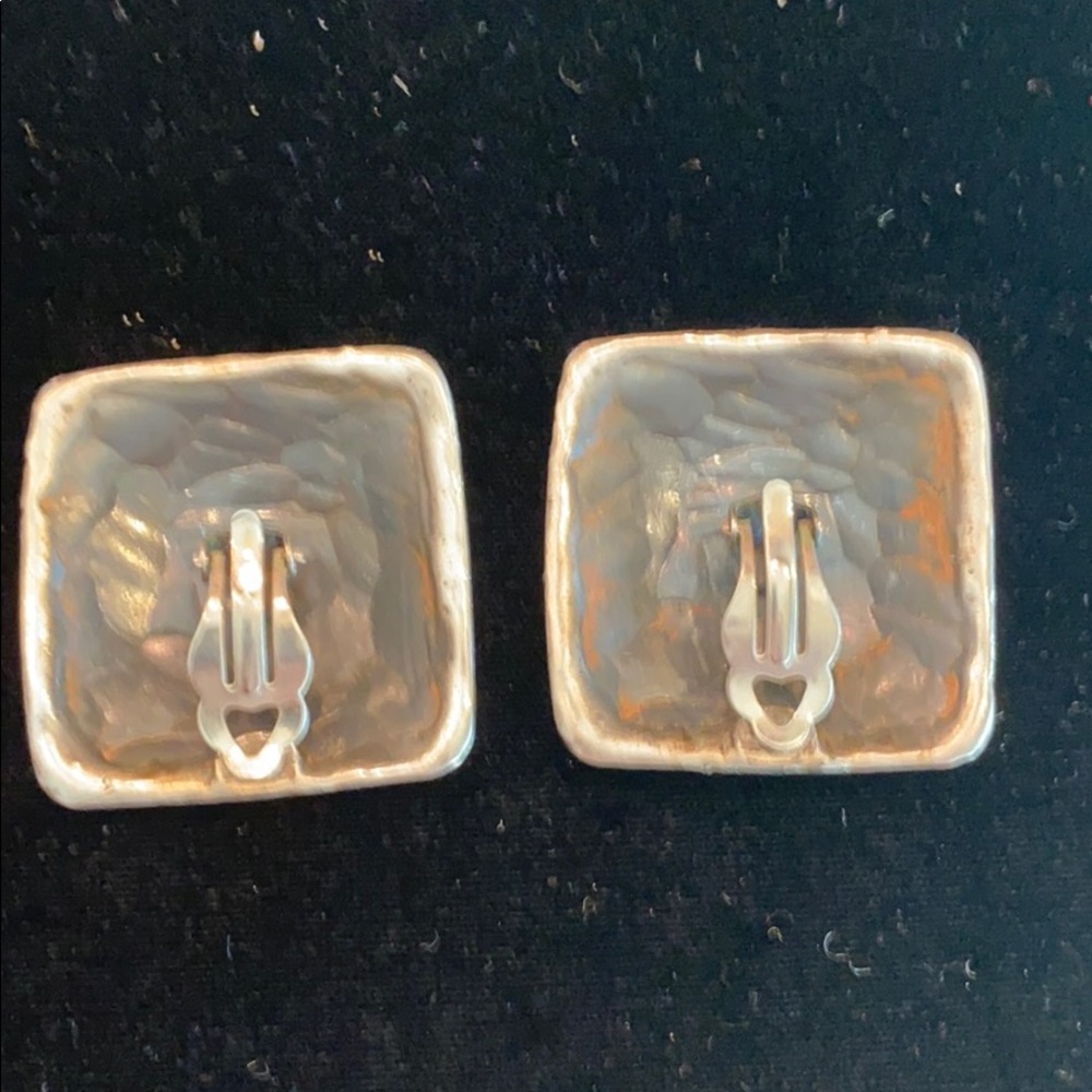 Earrings - Picture 2 of 3